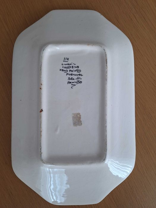 Terrina em cerâmica de Coimbra