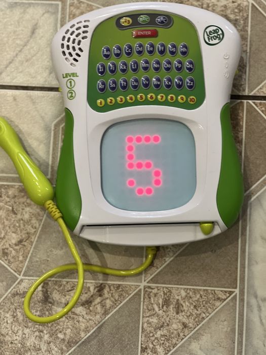 Інтерактивна іграшка,планшет ,