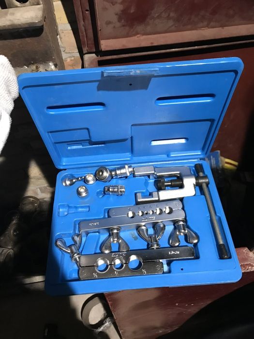 Інструмент для систем кондиціювання