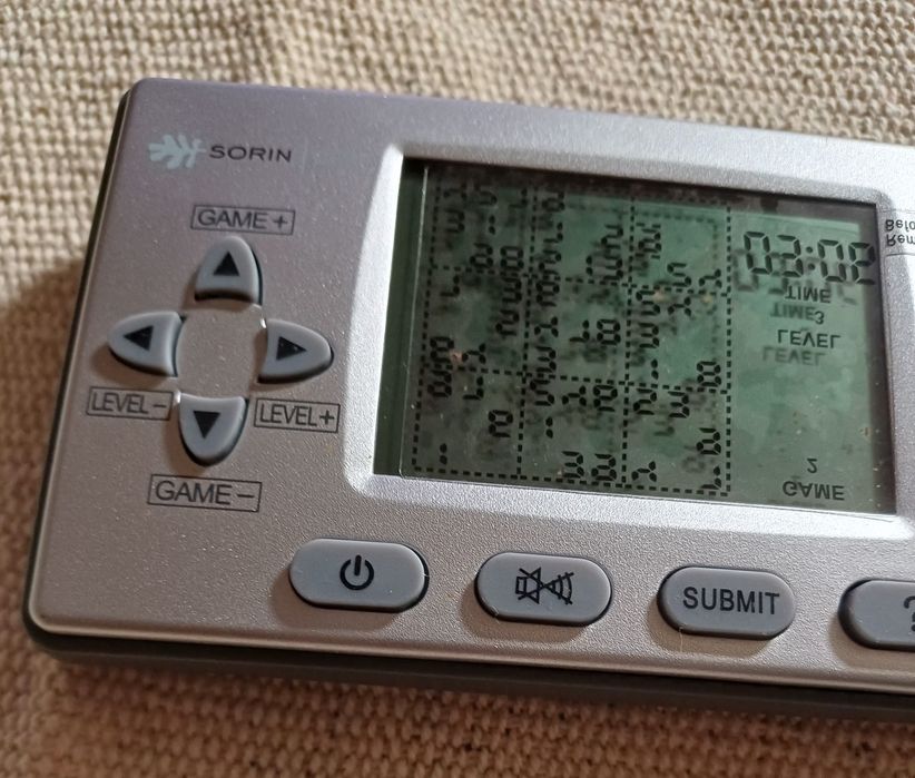 Consola de Sudoku eletrónica portátil