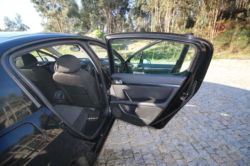 Peugeot 407 HDI Premium Como Novo super econômico motor 1600