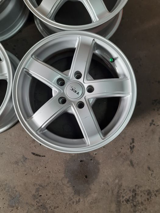 (038) Felgi 16" 5x114,3 ET 38 6,5j