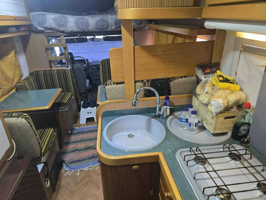 Autocaravana Mobilvetta Ícaro (Iveco 2.8 TurboDaily) 1993 – 6 Lugares / 6 Dormidas