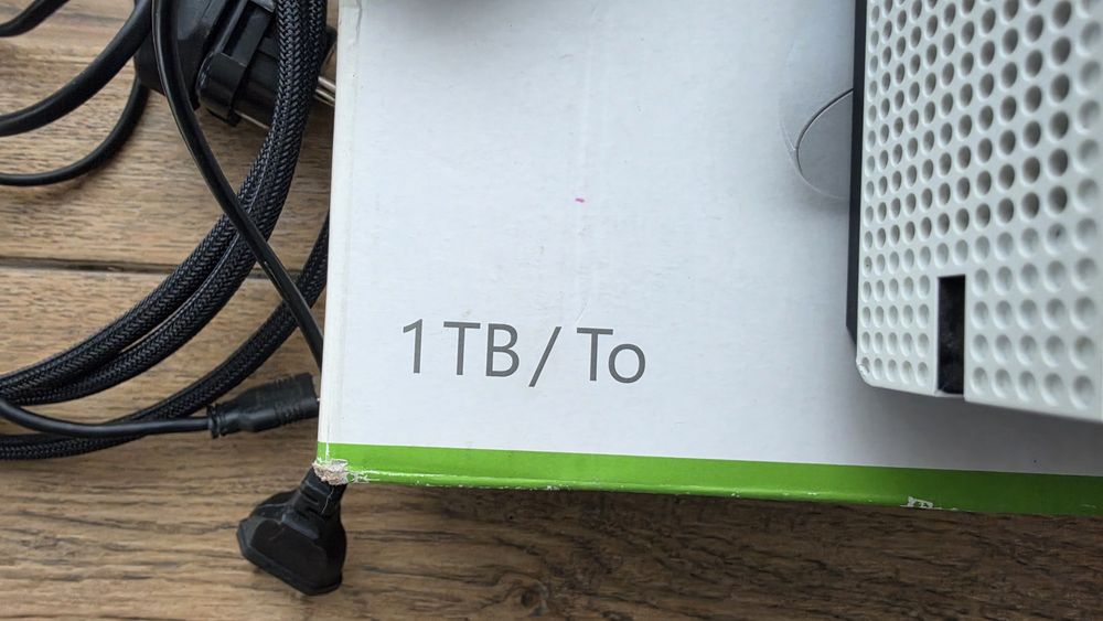 Konsola Xbox One S 1TB + Kinect + Pad + 2 Gry (Fifa 20, Just Dance 2019) – Zestaw!