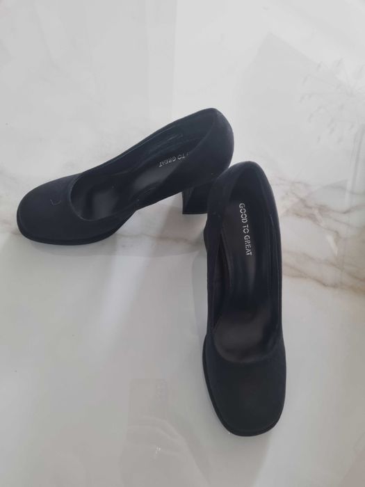 Nowe buty czułenka szpilki czarne 39 38