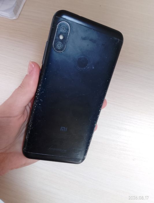 Продам Xiaomi Mi A2 Lite