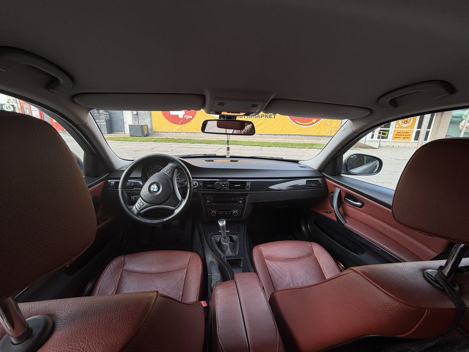Bmw 3 series 2010