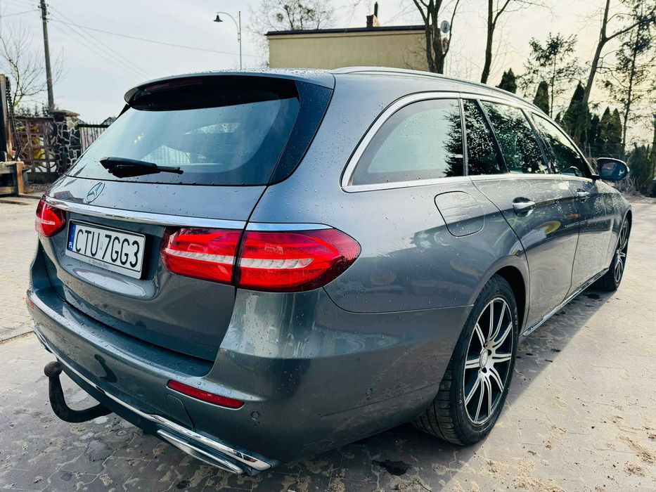 MERCEDES E klasa! 2.0 DIESEL 194 KM! 9G-tronic! 2017 ROK Piękny Zobacz! Jeden właściciel 7 lat!