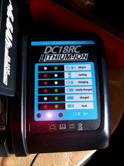 Акумулятор акамулятор Makita BL1830B + З/у Makita DC18RC (191A24-4)