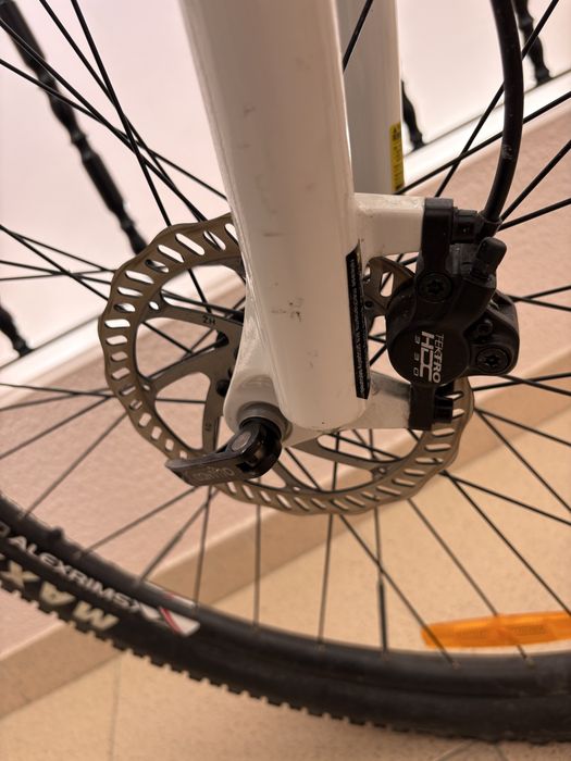 Bicicleta BTT Muddyfox Colossus 400 – Roda 29" – Travões Hidráulicos