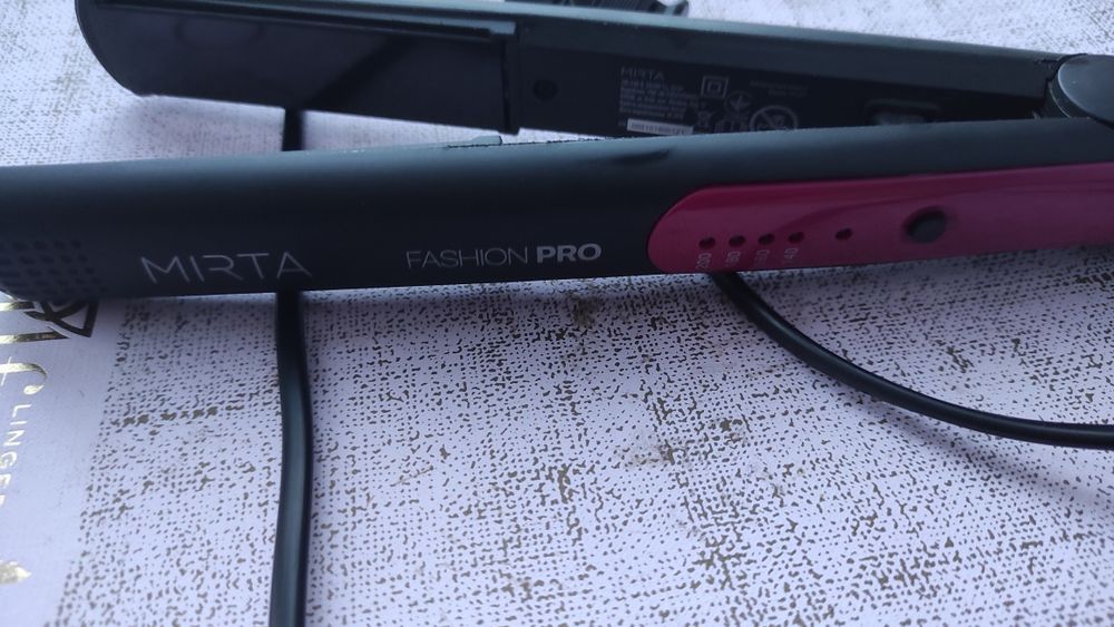 Випрямляч для волосся mirta