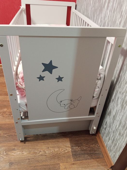 Продам детскую кроватку с маятником для деток до 3 лет