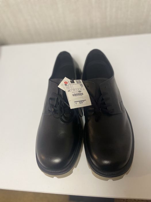 Шкіряні туфлі - дербі Zara чоловічі
