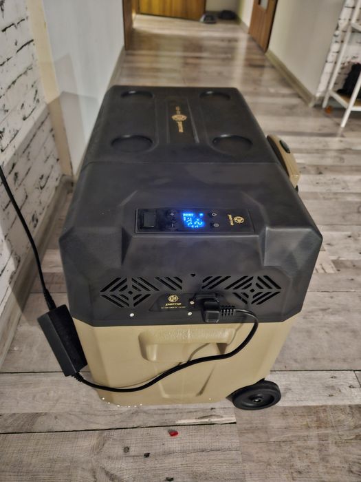 Lodówka turystyczna Peme Expedition 40 Storm Sand