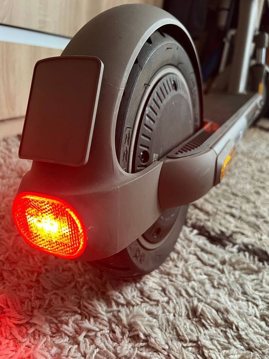 Продам самокат Xiaomi Electric Scooter 4 Pro Max