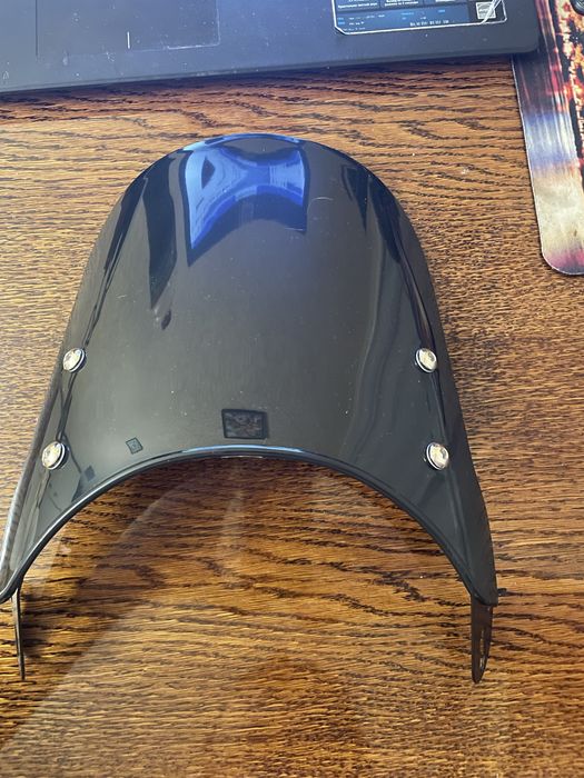 Продам ветровое стекло для мотоцикла
