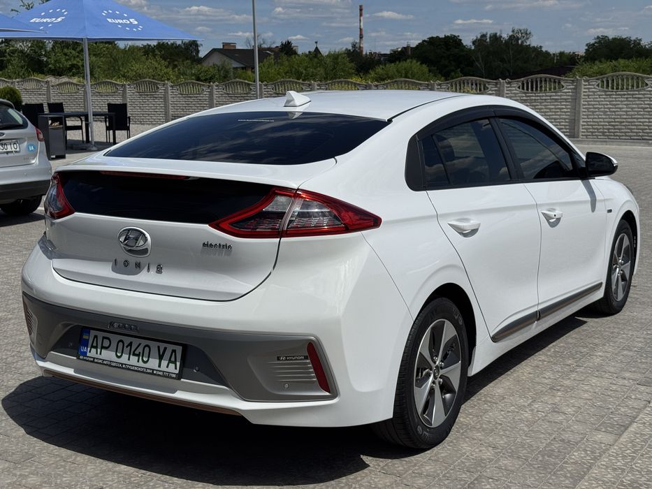 В продаже официальный Hyundai Ioniq Electric 2019