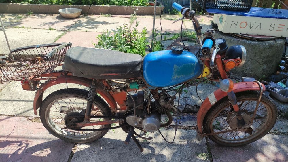 Продам мопед Карпаты 1970 г. Не на ходу