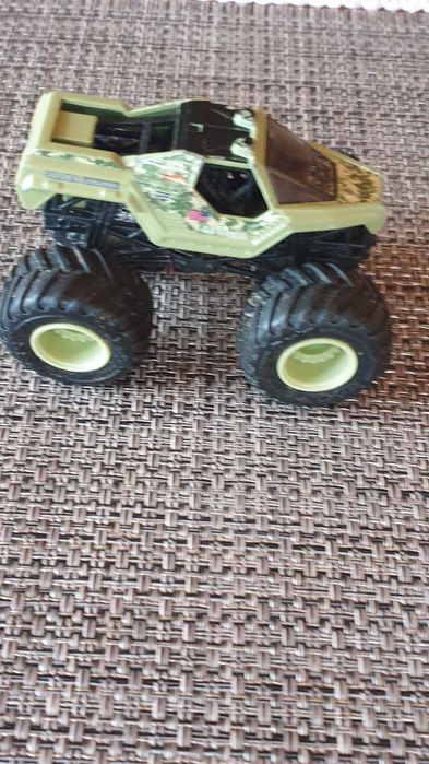 Monster Jam - samochód kolekcjonerski - Hot Wheels