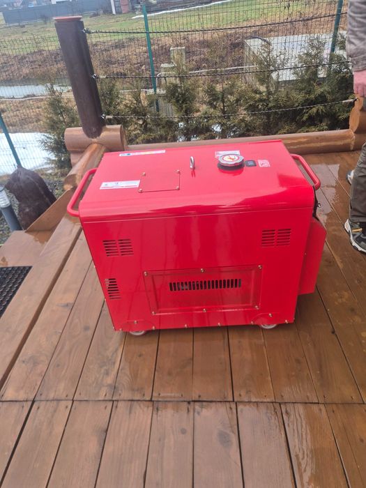 Продам  генератор