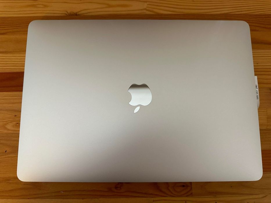 Laptopa Apple MacBook Pro 13 16gb 256gb SSD Sonoma A