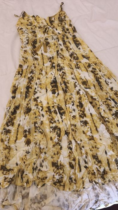 Vestido  em muito bom estado (etiqueta MG tamanho S)