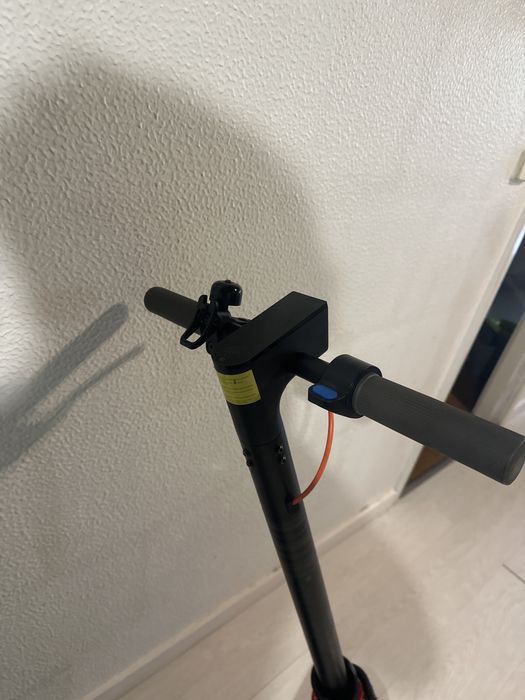 Xiaomi Electric Scooter 4 Lite (2ª Geração) – Para Peças ou Reparação