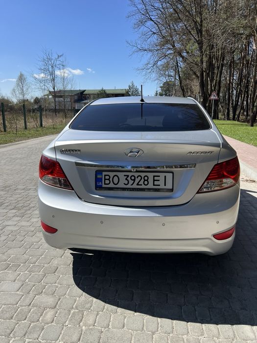 Hyundai accent 2012 р