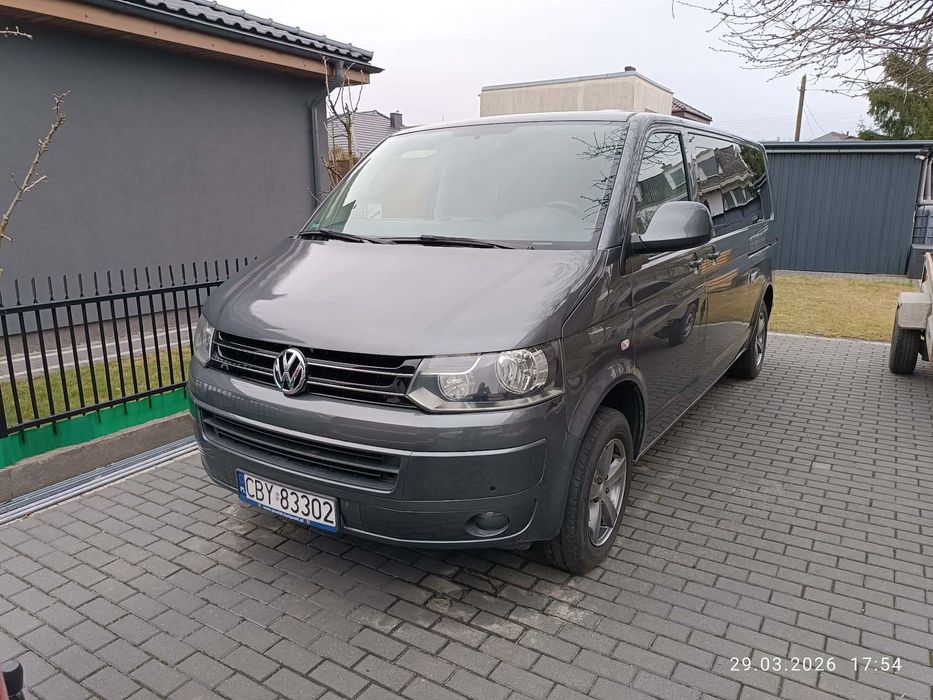 Volkswagen Caravelle VW T5 Caravelle 2.0Tdi 140KM 9 osób