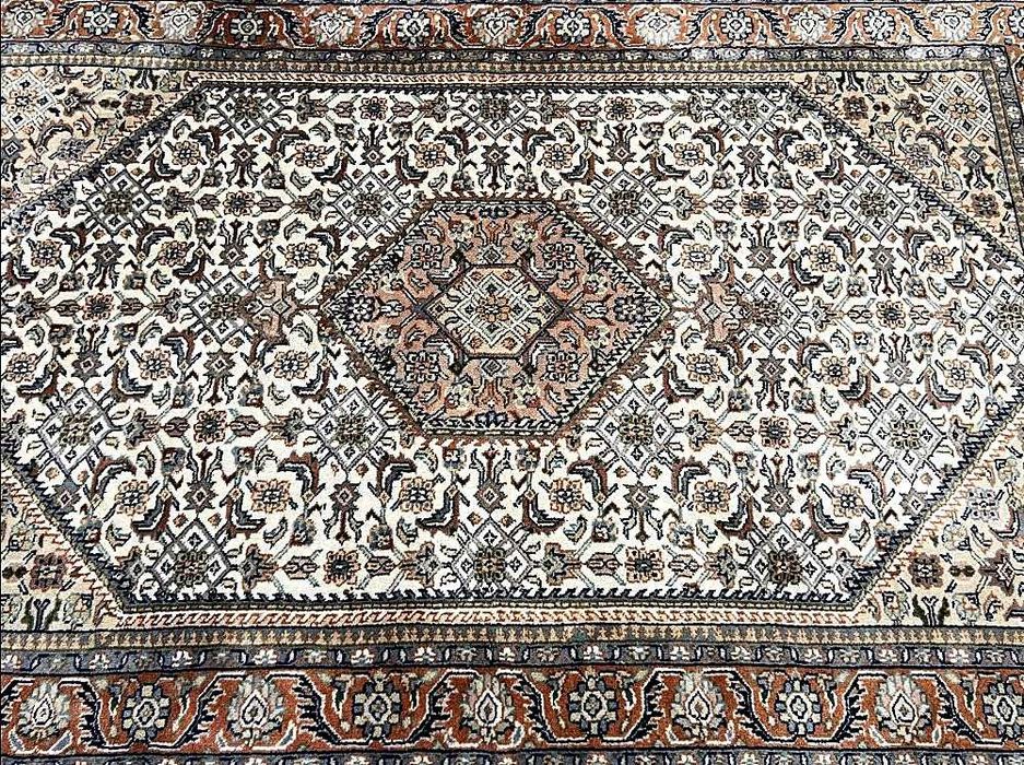 Tapete Persa BIDJAR original, elaborado à mão com lã sobre algodão, 185 cm x 120 cm