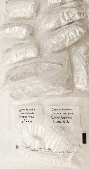 16 x nowe czepki foliowe