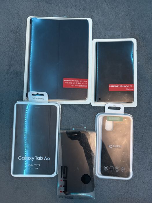 Obudowy na telefony i tablety (cena za wszystkie, mozna kupic jedno)