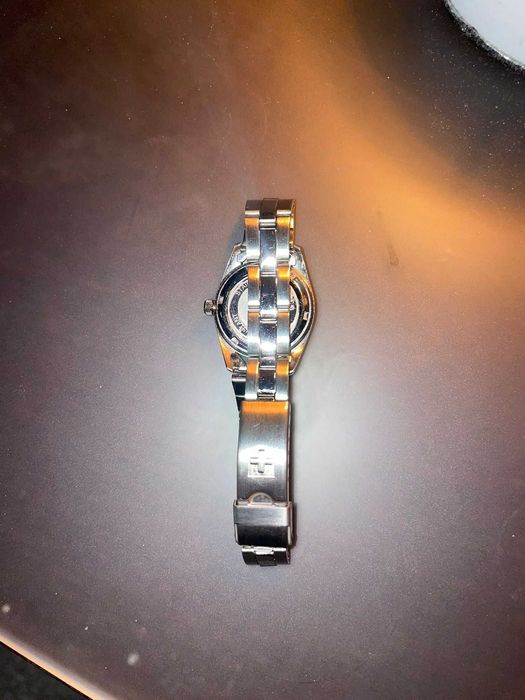 Relógio feminino Victorinox oficial do exercito cristal e safira