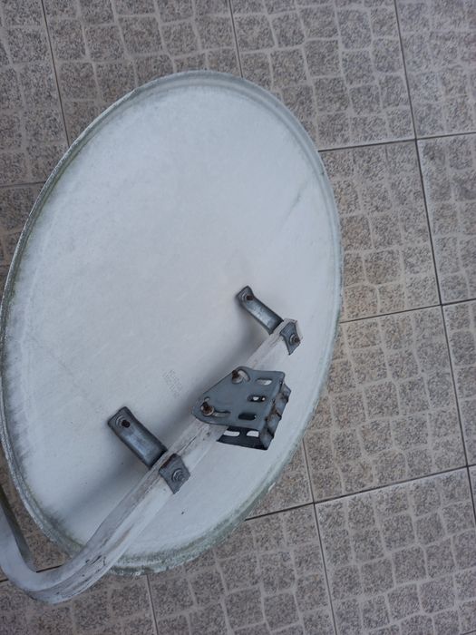 Parabólica 4 saidas