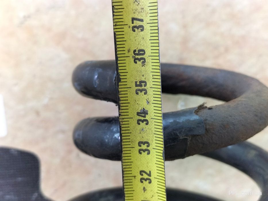 Kia Sorento I BL 2002-2009 2.5 CRDI пружина передняя