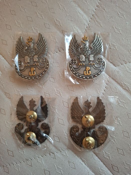 Orzełek wojskowy WP WOT do beretu galowego.