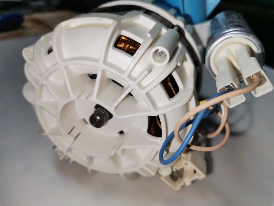 Bomba principal ml loiça nidec 8 8 7 0 8 4 9 0 2