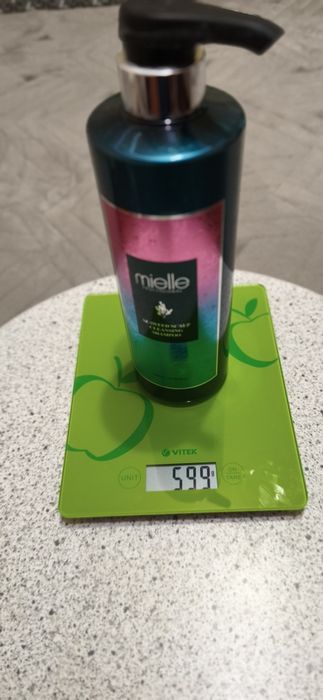 Шампунь  Mielle Seaweed Scalp Clinic