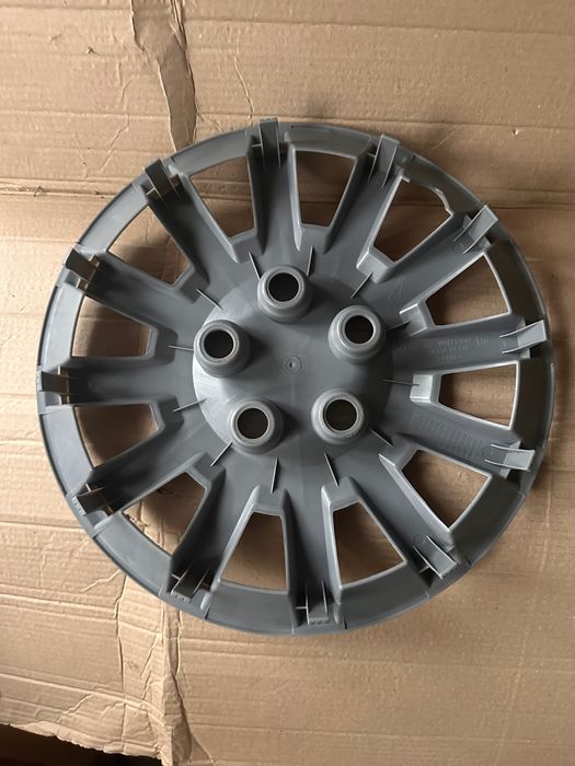 0K53A37170 Ковпак колеса оригінальний Kia Carnival Sedona R15 15”