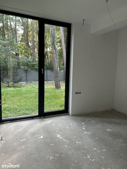DOM Z PODCIENIAMI autorski projekt modernistycznego domu w Magdalence