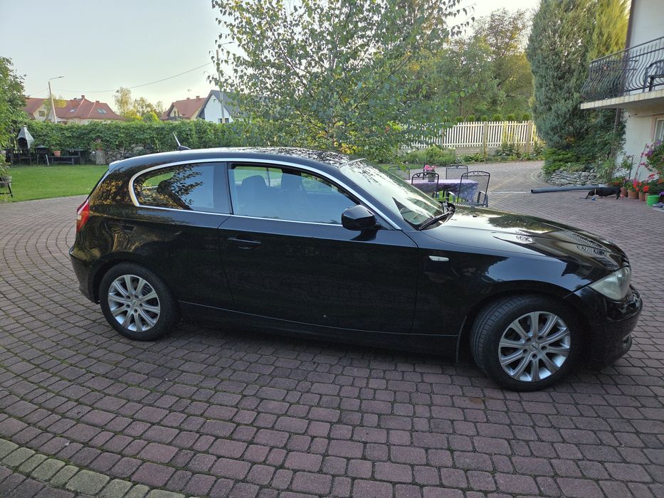 BMW 1 118d 2011 143km