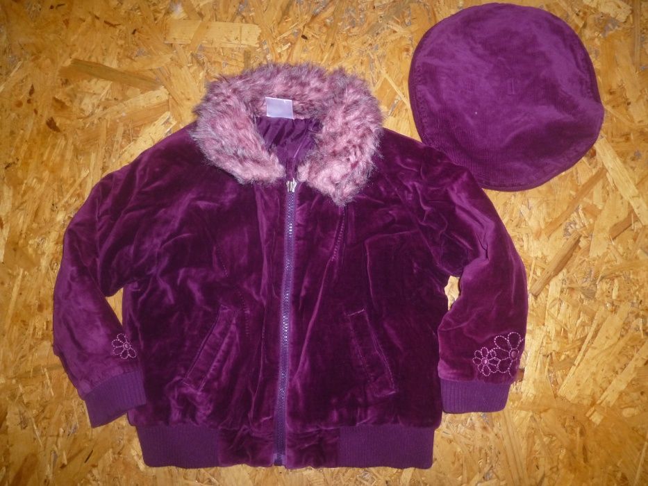 продам деми куртку на 4 года на рост 104-110 см в хорошем состоянии