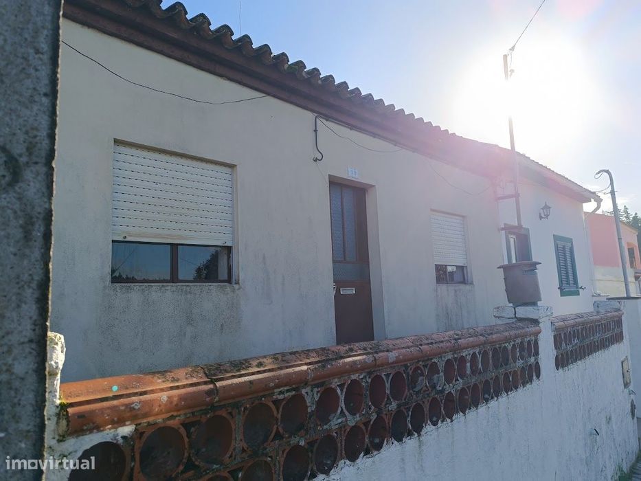 Moradia T3 -  Vale das Mós  - Abrantes