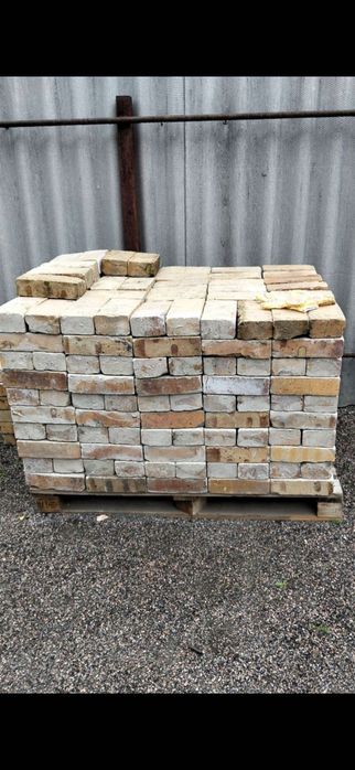 Вогне-кислотнотривка Цегла Огнеупорный  Кирпич