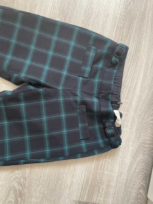 czarne spodnie w zieloną kratkę Zara