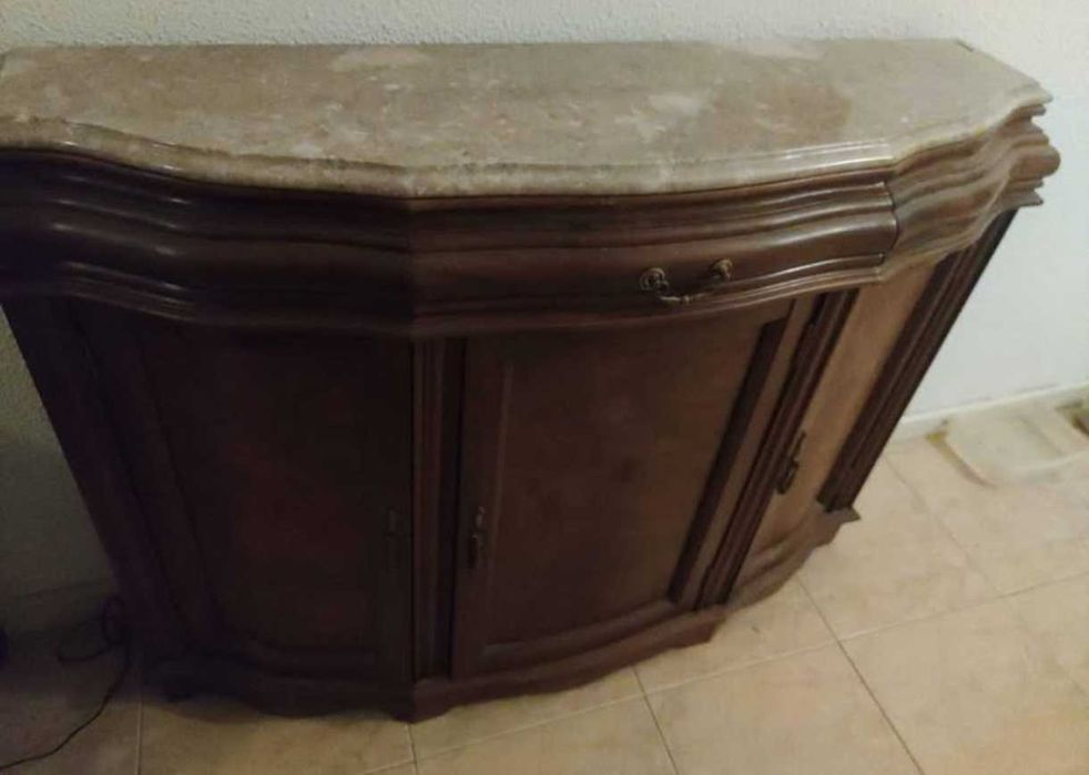 Aparador em madeira e mármore + Espelho