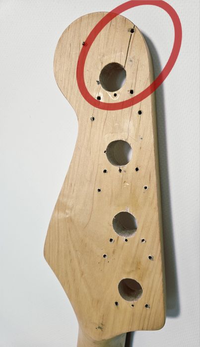 Gryf do gitary basowej Harley Benton