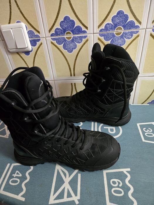 Vendo Botas magnum
