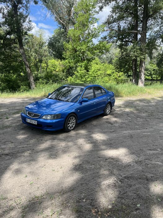 Продаю авто 1.8 мотор втек їде добре,