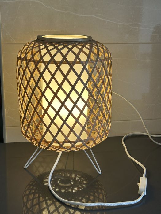 Candeeiro em ótimo estado